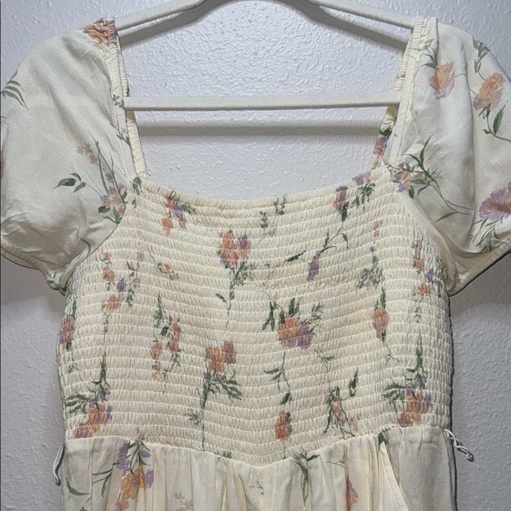 American Eagle Outfitters Cream Floral Jumpsuit - Picture 2 of 7